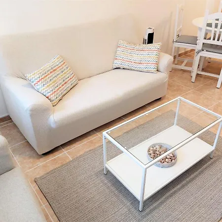 Apartament Sarah *